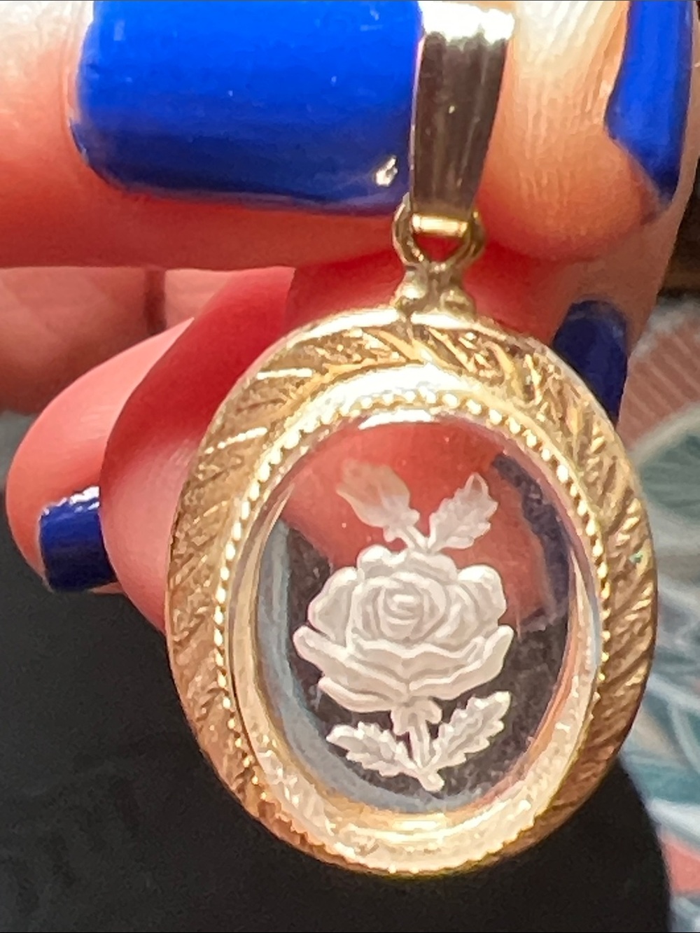 Vintage Gold Rose Intaglio Necklace Pendant